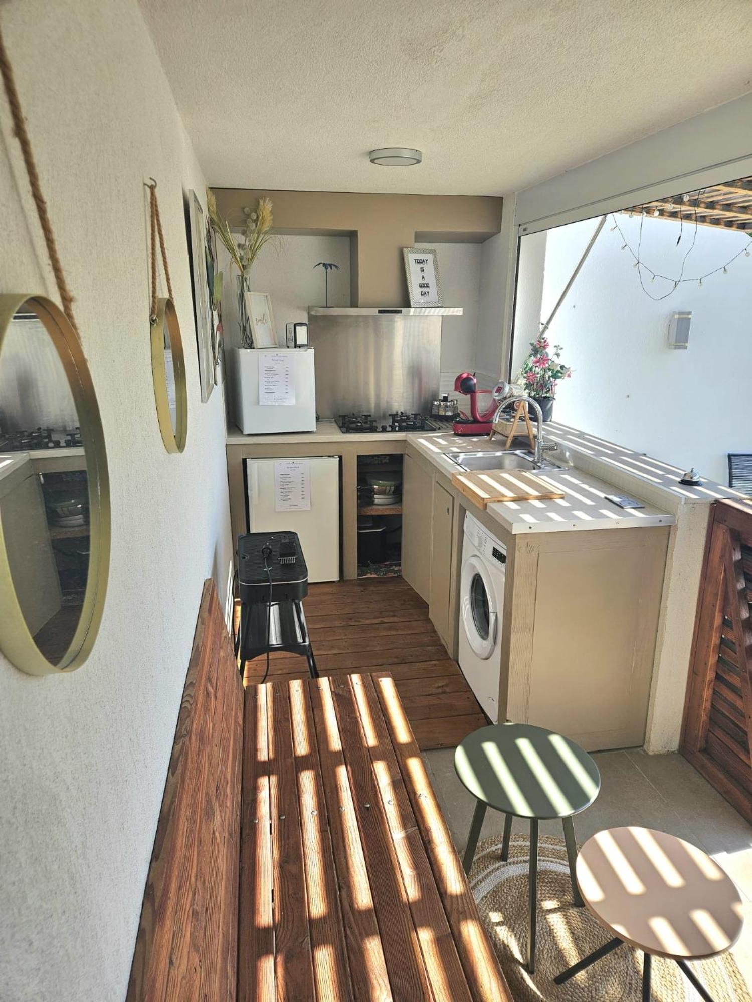Twenty Rent Hotel Cagnes-sur-Mer Buitenkant foto