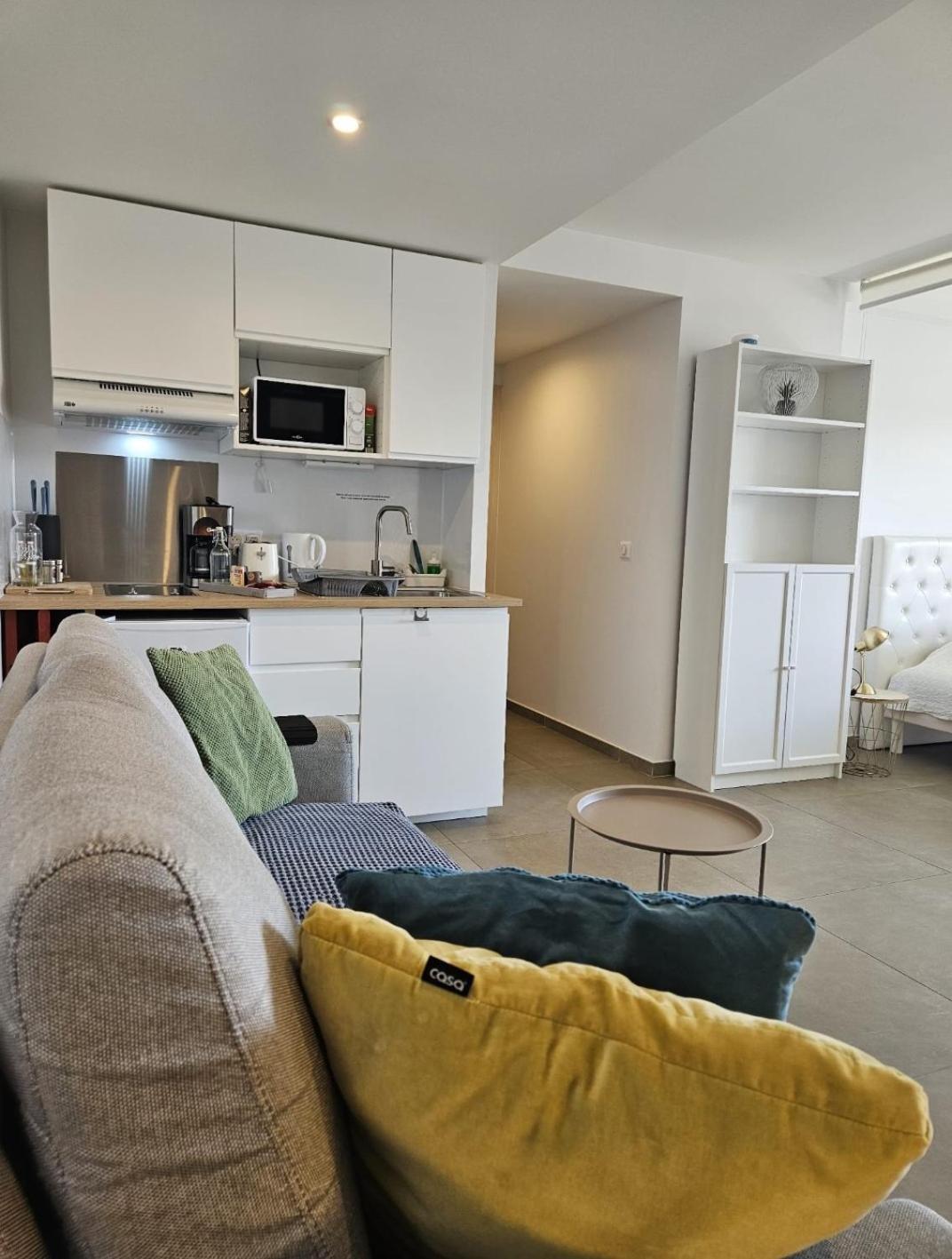 Twenty Rent Hotel Cagnes-sur-Mer Buitenkant foto