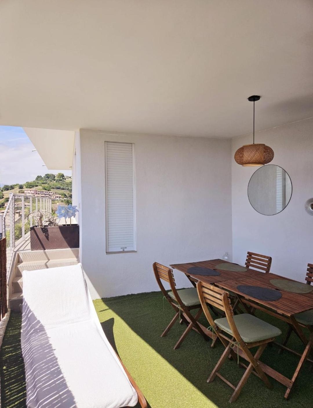 Twenty Rent Hotel Cagnes-sur-Mer Buitenkant foto