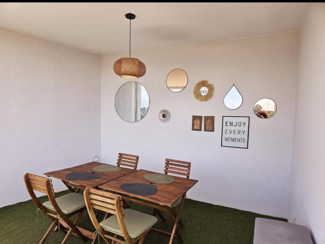 Twenty Rent Hotel Cagnes-sur-Mer Buitenkant foto